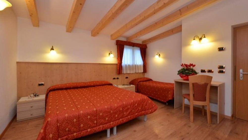 Hotel Zirmes Moena Dış mekan fotoğraf