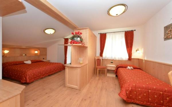 Hotel Zirmes Moena Dış mekan fotoğraf