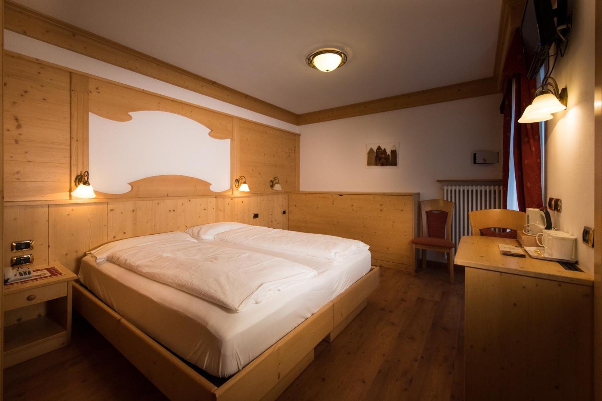 Hotel Zirmes Moena Dış mekan fotoğraf