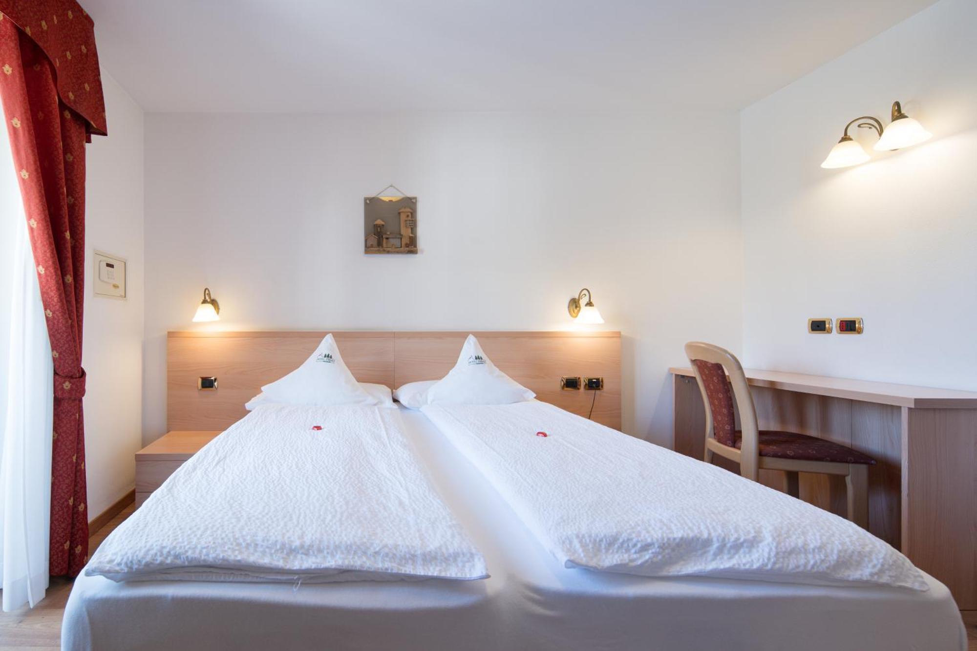 Hotel Zirmes Moena Dış mekan fotoğraf