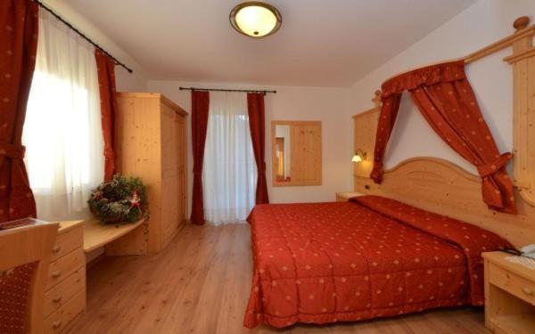 Hotel Zirmes Moena Dış mekan fotoğraf